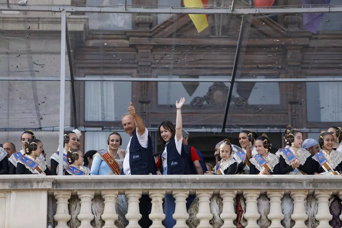FOTOS | La mascletà del 18 de marzo, en imágenes